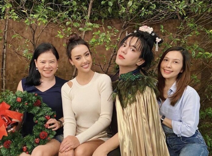 อแมนด้า อุบ เป็นเด็ก เอ ศุภชัย
