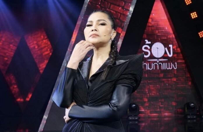 สุนารี ฟาดจุกๆ