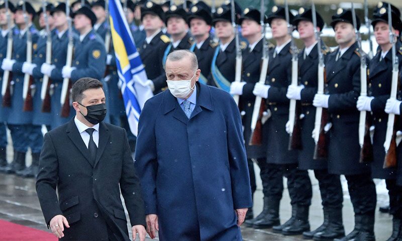 ปธน.ฝรั่งเศสจ่อคุย “ปูติน” ผู้นำตุรกีเยือนยูเครน-หวังถกไตรภาคี