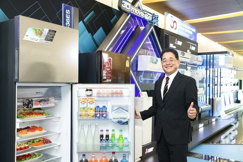 คุณทาคาชิ ฟูจิกิ กรรมการและผู้จัดการทั่วไปส่วนการตลาดและการขาย บริษัท มิตซูบิชิ อีเล็คทริค กันยงวัฒนา จำกัด