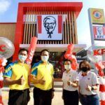 SUSCO ร่วมกับ KFC ฉลองเปิดสาขาใหม่บริหารงานโดย QSA พร้อมให้บริการแล้ววันนี้  ที่ปั๊มน้ำมันซัสโก้ สาขาศรีนครินทร์ 1