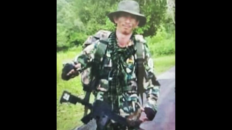 นายพิทพิรุณ หรือ แกรบ พิรภพ อายุ 45 ปี เป็นพนักงานราชการ ตำแหน่งพนักงานพิทักษ์ป่า ของเขตรักษาพันธุ์สัตว์ป่า ดงใหญ่ อ.โนนดินแดง