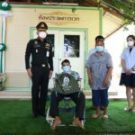 มทภ.1 มอบรถเข็นวีลแชร์​ ราชบุรี