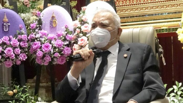 พระเอก