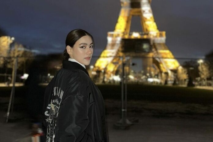 คิมเบอร์ลี่ ปลื้ม บินร่วมงานแฟชั่นที่ฝรั่งเศส