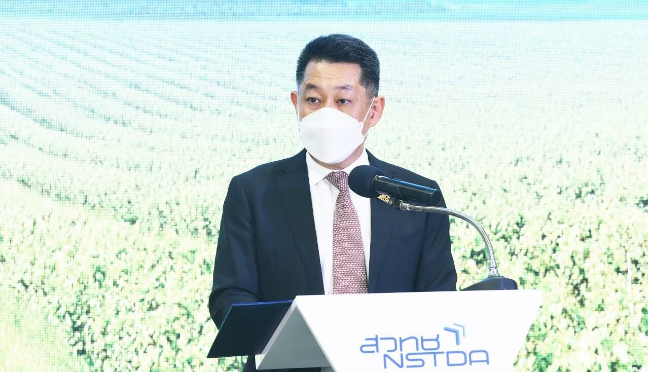 ดร.ณรงค์ ศิริเลิศวรกุล ผู้อำนวยการสำนักงานพัฒนาวิทยาศาสตร์และเทคโนโลยีแห่งชาติ (สวทช.)