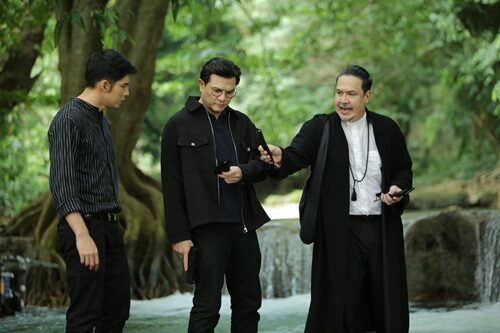 เรื่องย่อ มักกะลีที่รัก