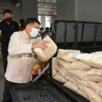 กรมอุทยานฯ รับมอบข้าวสาร มูลนิธิชัยอนันต์ สนับสนุนสวัสดิการผู้พิทักษ์ป่า
