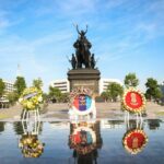 กองทัพไทย จัดพิธีวางพวงมาลา สมเด็จพระนเรศวรมหาราช