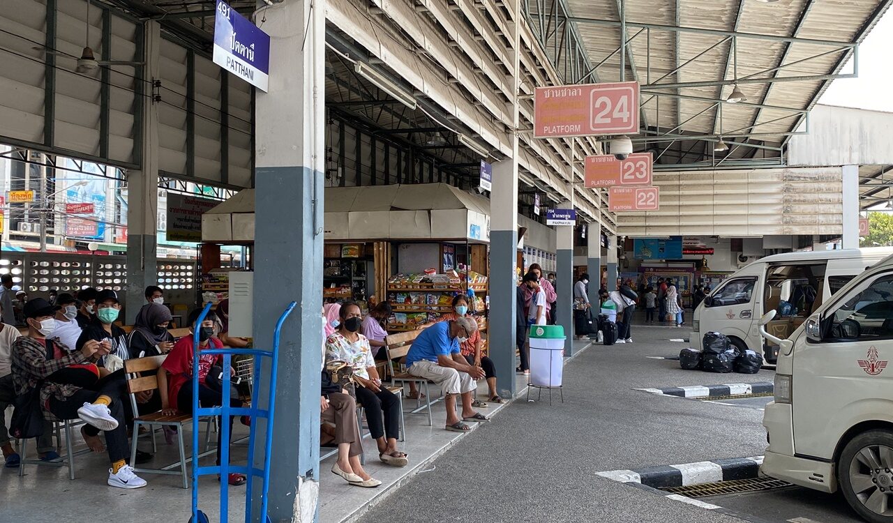 สถานีขนส่งผู้โดยสารหาดใหญ่ เริ่มคึกคัก แห่เดินทางท่องเที่ยวช่วงสงกรานต์ สถานีขนส่งผู้โดยสารหาดใหญ่ เริ่มคึกคัก แห่เดินทางท่องเที่ยวช่วงสงกรานต์