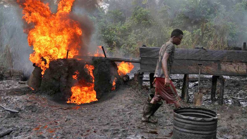 Oil refinery 'explode'