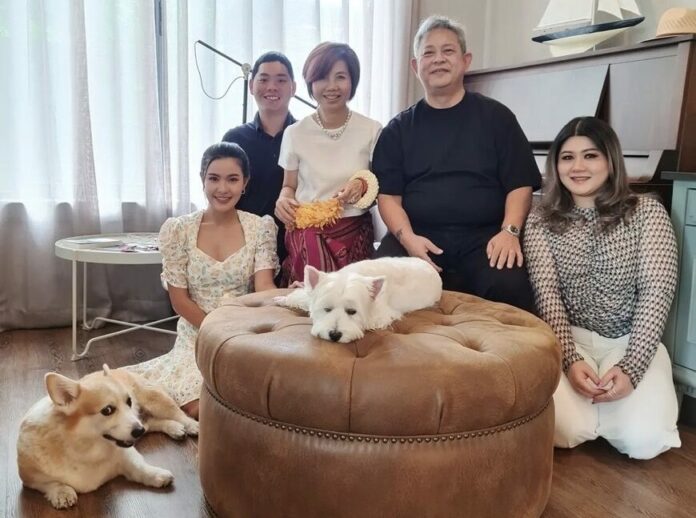 เปาวลี พร้อมมีลูกมาก
