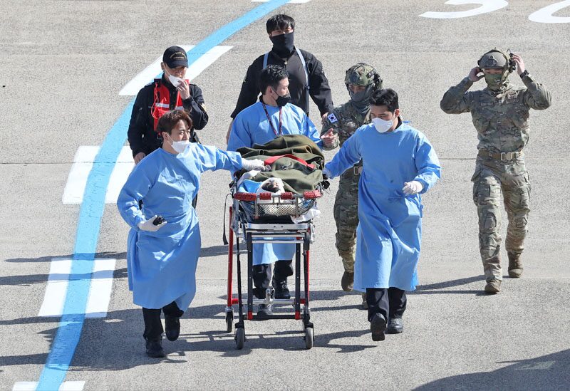 เฮลิคอปเตอร์ “ดิ่งทะเล” ระหว่างค้นหาเรือหาย-นักบินดับ 2 ศพ