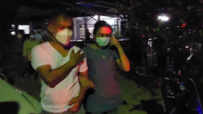 น้าสะใภ้คว้าปืนรัวยิง 