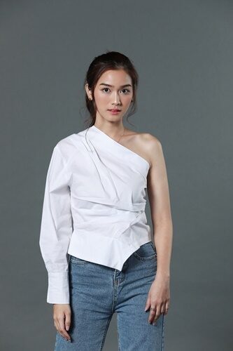 เรื่องย่อ กรงน้ำผึ้ง