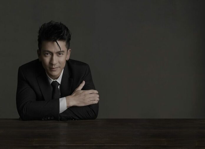 ติ๊ก เจษฎาภรณ์ เขย่าวงการ T-POP