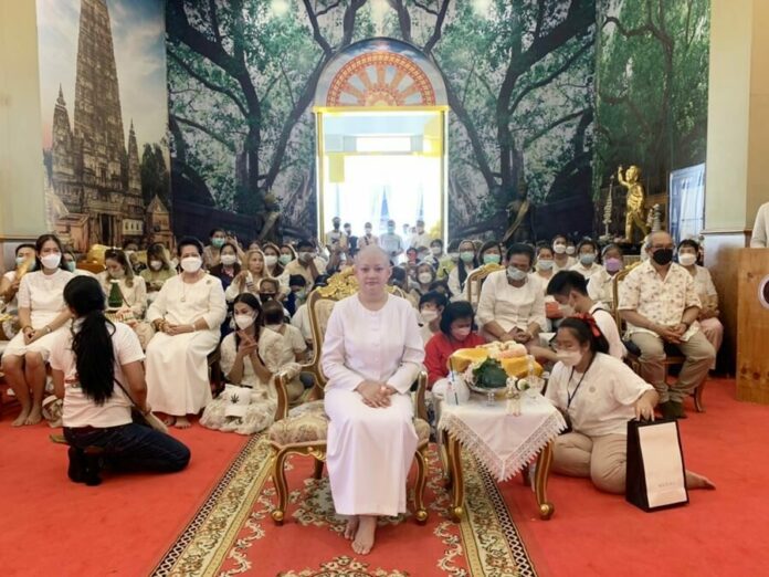 หมอปลาย พรายกระซิบ บวชชี