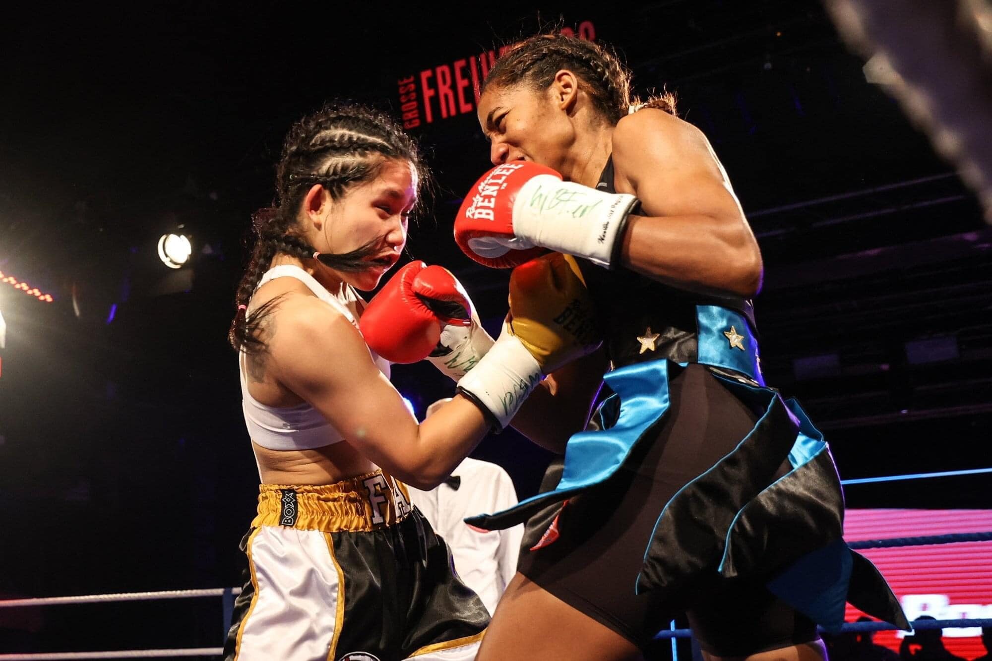 ฝ้าย - พรรณราย น็อกสาวโดมินิกัน ผงาดแชมป์โลกมวยหญิง WIBF - WBF