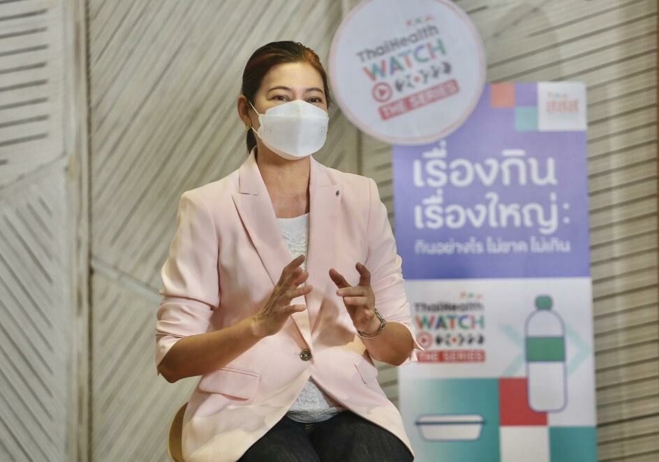 นางสาวแววตา เอกชาวนา นักโภชนาการ และที่ปรึกษาโครงการกินผักผลไม้ดี 400 กรัม สสส.