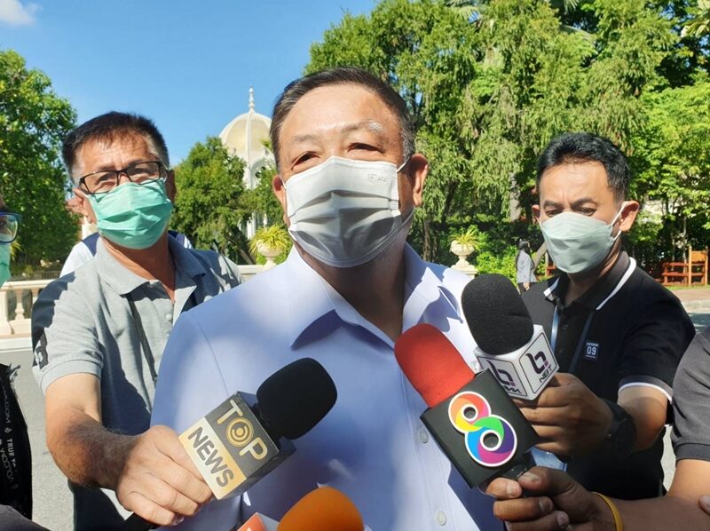 ปลัด สธ. เผยอาการ อนุทิน หลังติดโควิด-19 ระบุ ยังสั่งงานได้ ตอบปมฉีดวัคซีนหลายเข็มแต่ยังติด