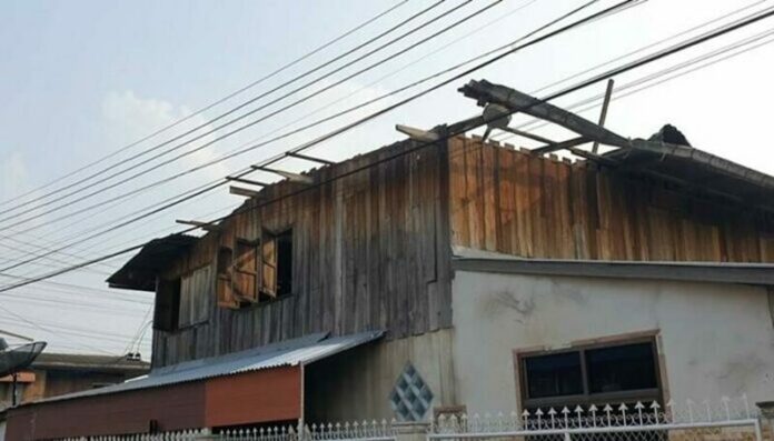 หลังคา