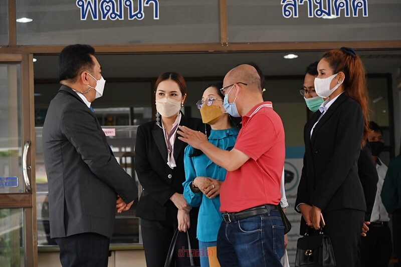 อัจฉริยะ พา แม่แตงโม ร้อง อัยการภาค 1 ขอให้ตรวจสอบพยานหลักฐาน-หาคราบเลือดบนเรือสปีดโบ๊ทใหม่
