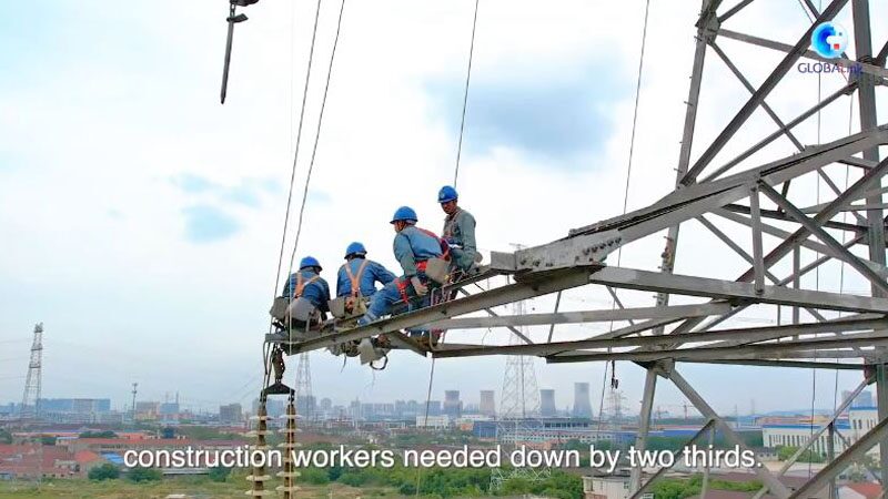 ถอดสายจ่ายไฟฟ้าบนเสาสูง ลดความเสี่ยง-ไม่กระทบต่อการจราจร