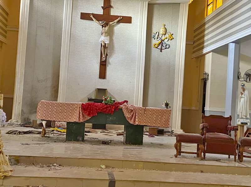 Gunmen attack a Nigerian church
