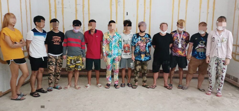 สดจากสนามข่าว - ตามตร.ทลายแก๊งคอล ประสานตำรวจกัมพูชา ค้นกาสิโนจับ21คนไทย