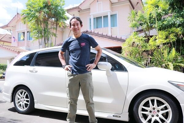 มิค บรมวุฒิ