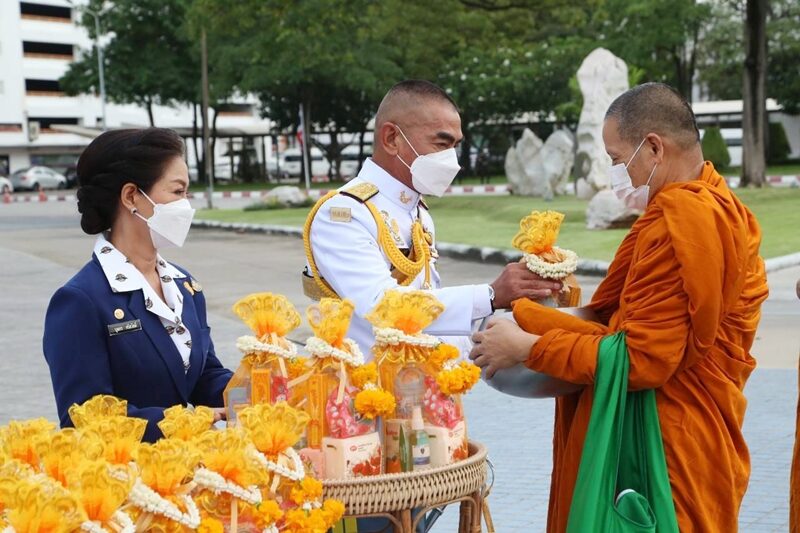 บิ๊กแก้ว ประธานจัดกิจกรรม เฉลิมพระเกียรติพระบาทสมเด็จพระเจ้าอยู่หัว เนื่องในโอกาสวันเฉลิมพระชนมพรรษา