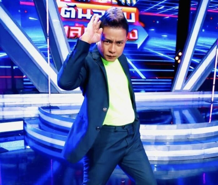 จั๊กกะบุ๋ม แนะ โชค รถแห่
