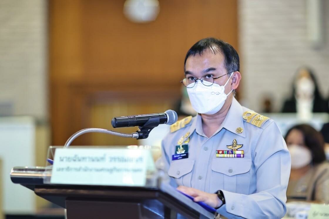 นายฉันทานนท์ วรรณเขจร เลขาธิการสำนักงานเศรษฐกิจการเกษตร (สศก.)