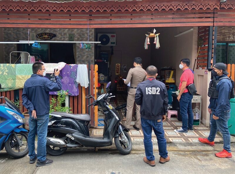 สดจากสนามข่าว - ผ่าคดีจับ 2 หนุ่มเดนคุก สะเดาะกำไล EM ไว้บ้าน ตระเวนวิ่งราว-ทั่วกรุง