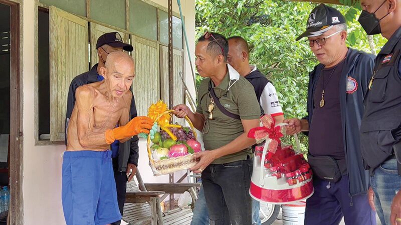 สดจากสนามข่าว