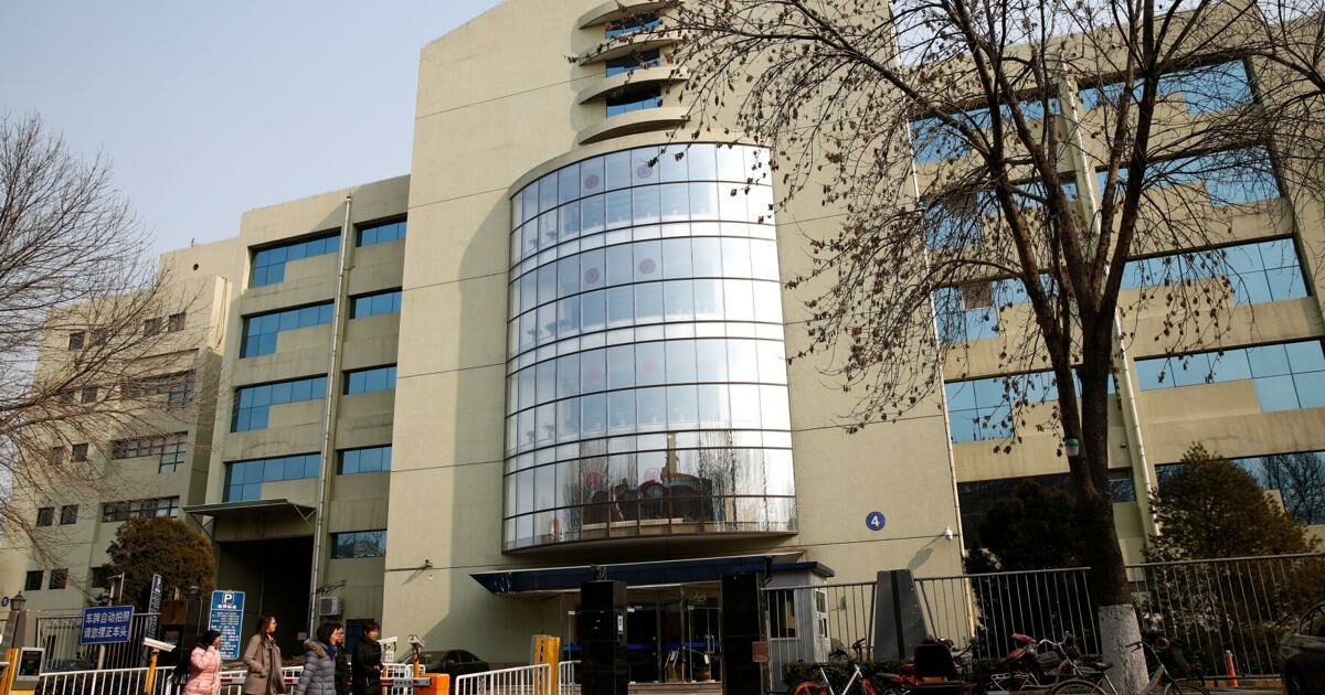 ทูมอร์โรว์โฮลดิงส์