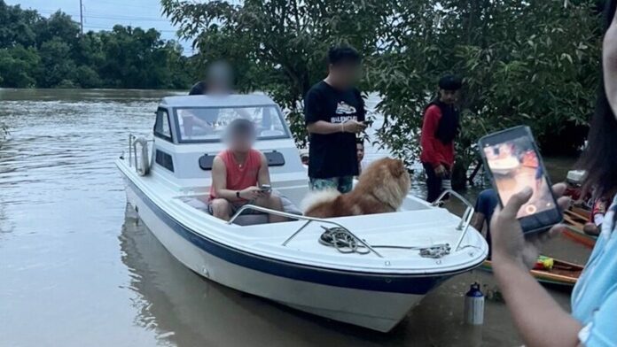 เรือเร็ว