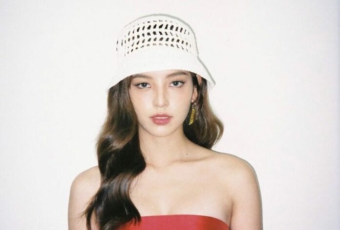 ณิชา เปลี่ยนลุกส์สีผมใหม่