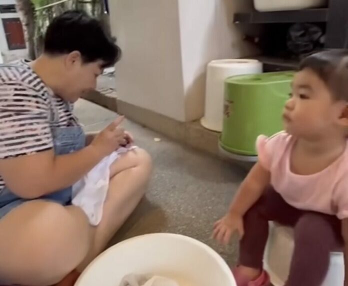 หนูแหม่ม ตกบันไดพลอยโจน