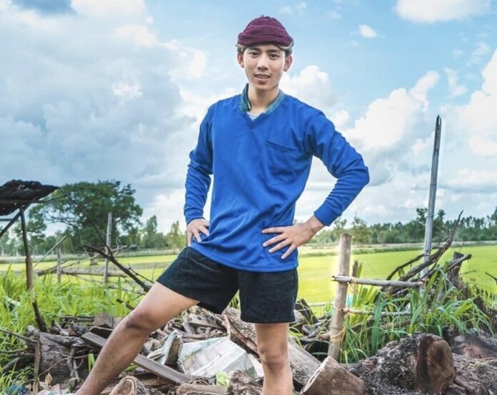 เบิ้ล ปทุมราช อวดซิกซ์แพ็ก