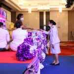 สมเด็จพระกนิษฐาธิราชเจ้า กรมสมเด็จพระเทพรัตนราชสุดาฯ สยามบรมราชกุมารี  ทรงมอบรางวัล นักวิจัยดีเด่นแห่งชาติ ในงานมหกรรมงานวิจัยแห่งชาติ 2565