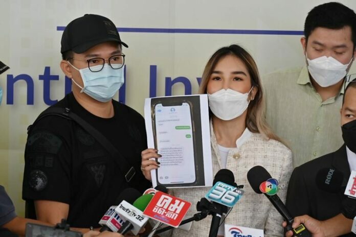 เหยื่อผัวเมีย โกงพรีออเดอร์ 800 ล้าน แฉอยู่บ้าน 60ล. รถหรูเพียบ สงสัยแม่เกี่ยว