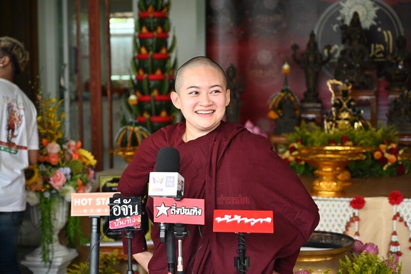 หมอปลาย เผยคำทนายครึ่งปีหลัง น้ำมาเยอะกว่านี้แน่ เตือนจะมีวิกฤตหนี้สิน เกิดขึ้นเร็ว ๆ นี้ แจง ดราม่า บวชแล้วไม่ปิดวาจา