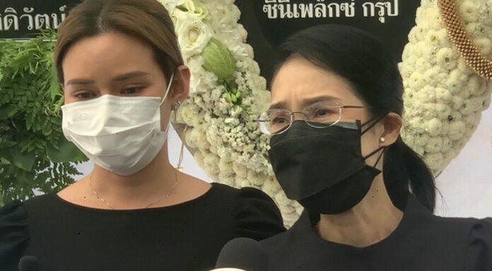 ต๊งเหน่ง-รัดเกล้า และ หญิง-รฐา