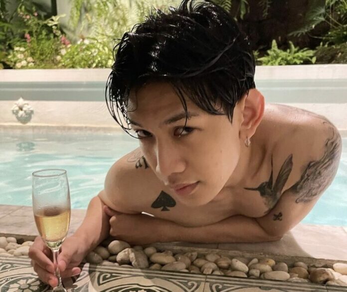 เรียกแฟนเต็มปาก