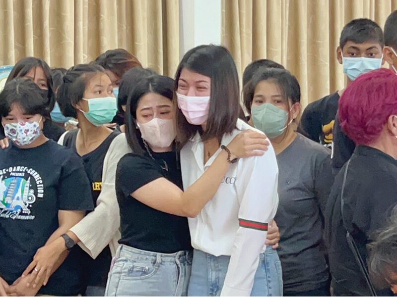 สดจากสนามข่าว - เกาะติดคดีเด็กม.3ดับ เพื่อนนร.รับ-ปืนลั่นใส่ แม่ยังคาใจวิถีกระสุน