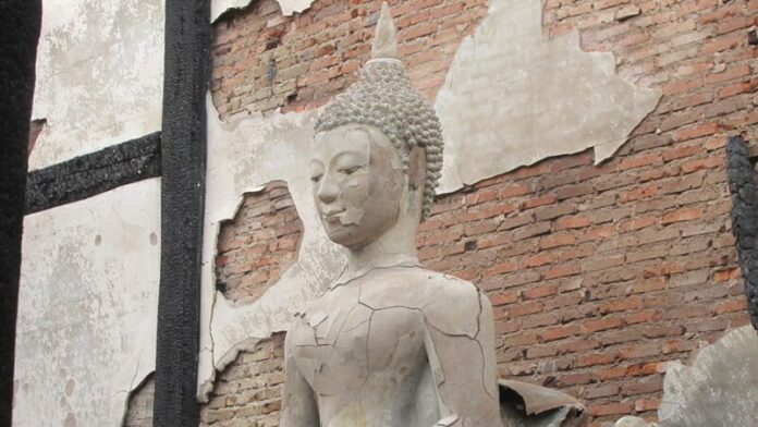 พระขาว