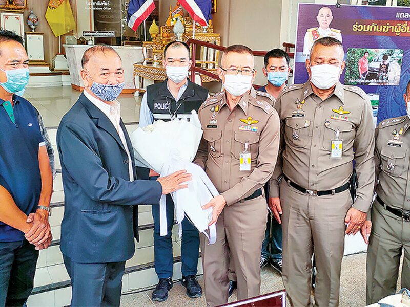 สดจากสนามข่าว - ตามตร.โคราชซิวยกแก๊ง จ้างฆ่าทนายความหนุ่ม แค้นย้ายค่ายทำแพ้คดี