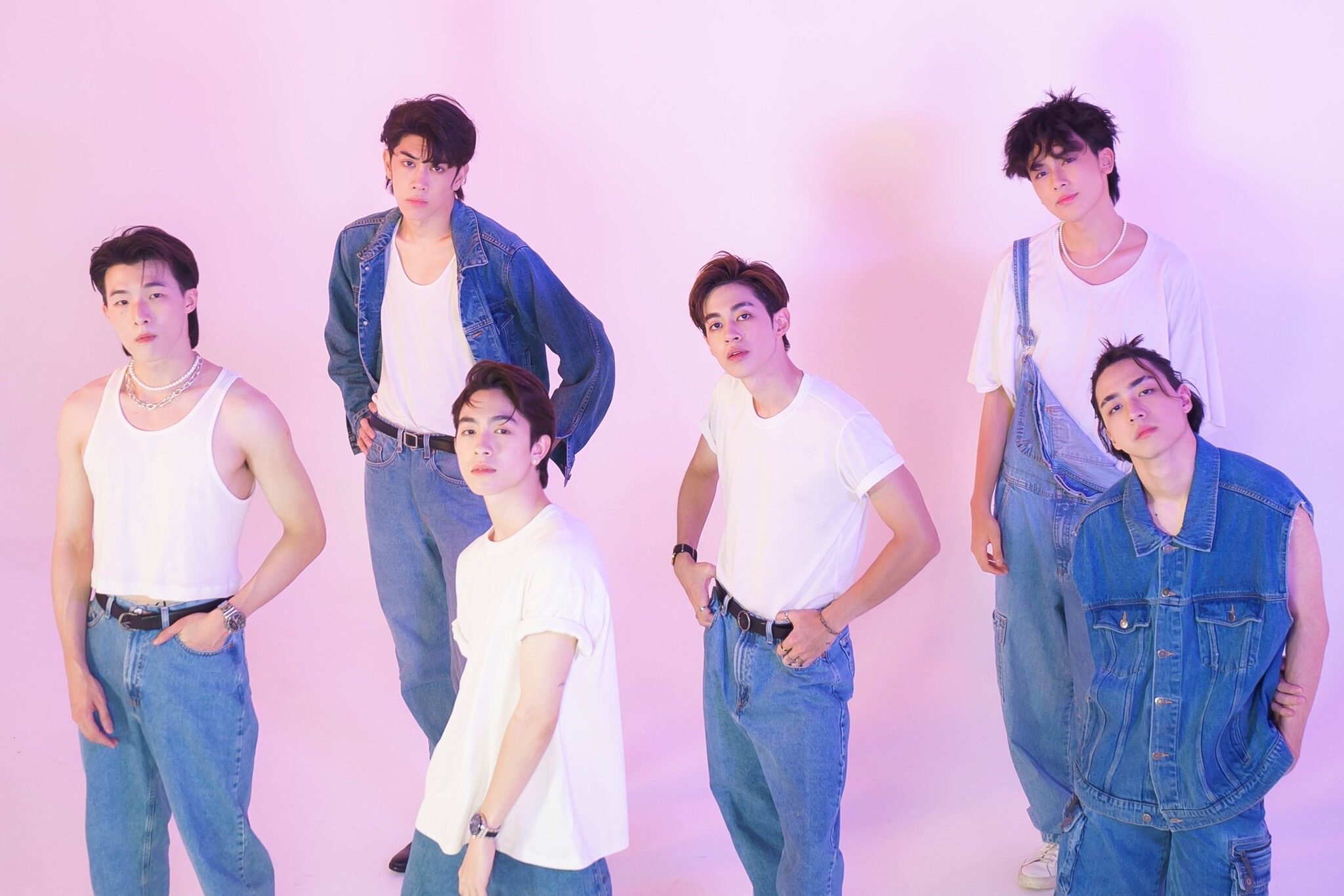 จัดด่วนเลยไหม ว่าต้องรีบออกอากาศเลย? “เออๆ อย่าเพิ่งเร่งนะครับ เพิ่ง ...