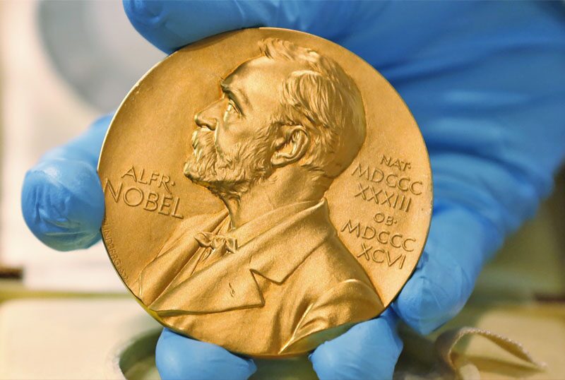Discoverer of the hominin genome - human evolution, Sew Nobel Medical this year.